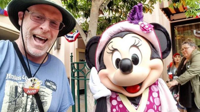 Jeff-Reitz-Disneyland4-750x563