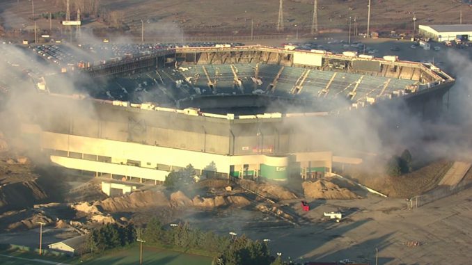 Silverdome demolition_1512337264329_11196205_ver1.0_1280_720